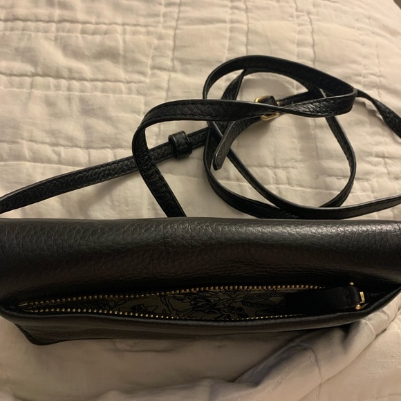 Vera Bradley genuine leather crossbody wallet - Picture 3 of 3